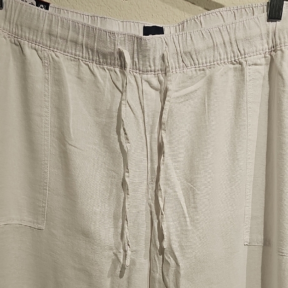 Gap White Linen Pant - Picture 12 of 14